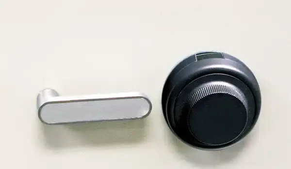Kaba Mas X-10 high-security combination lock Kaba Mas X-10 high-security combination lock